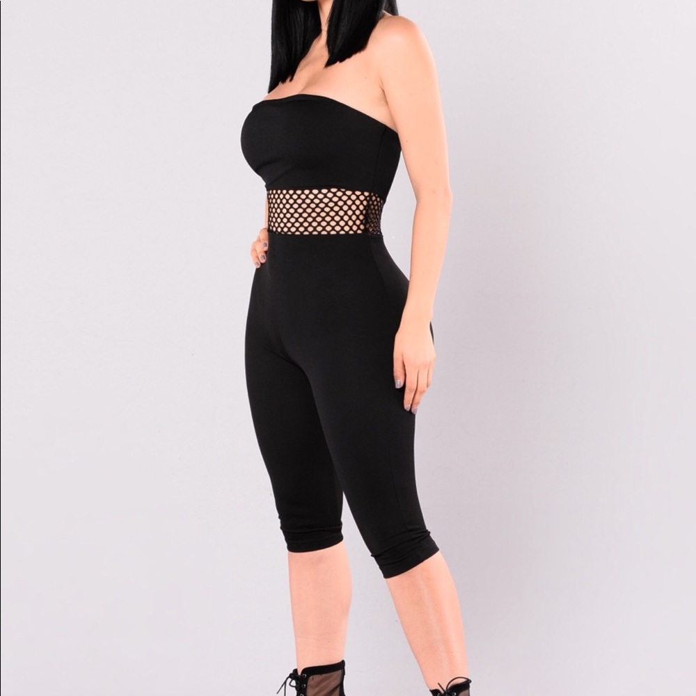 Fashion Nova Strapless Capri Jumpsuit
